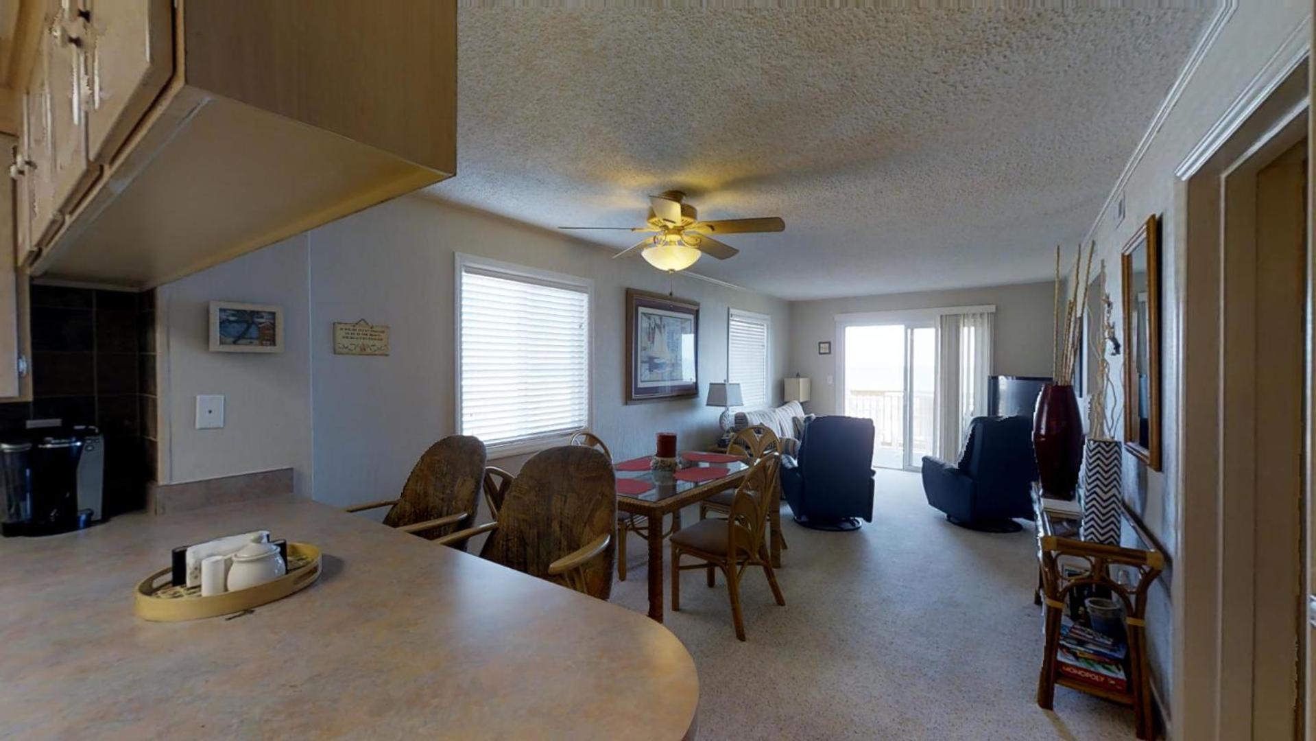 Beachmaster Unit 107 In Cherry Grove Is An Oceanfront Condo Myrtle Beach Eksteriør billede