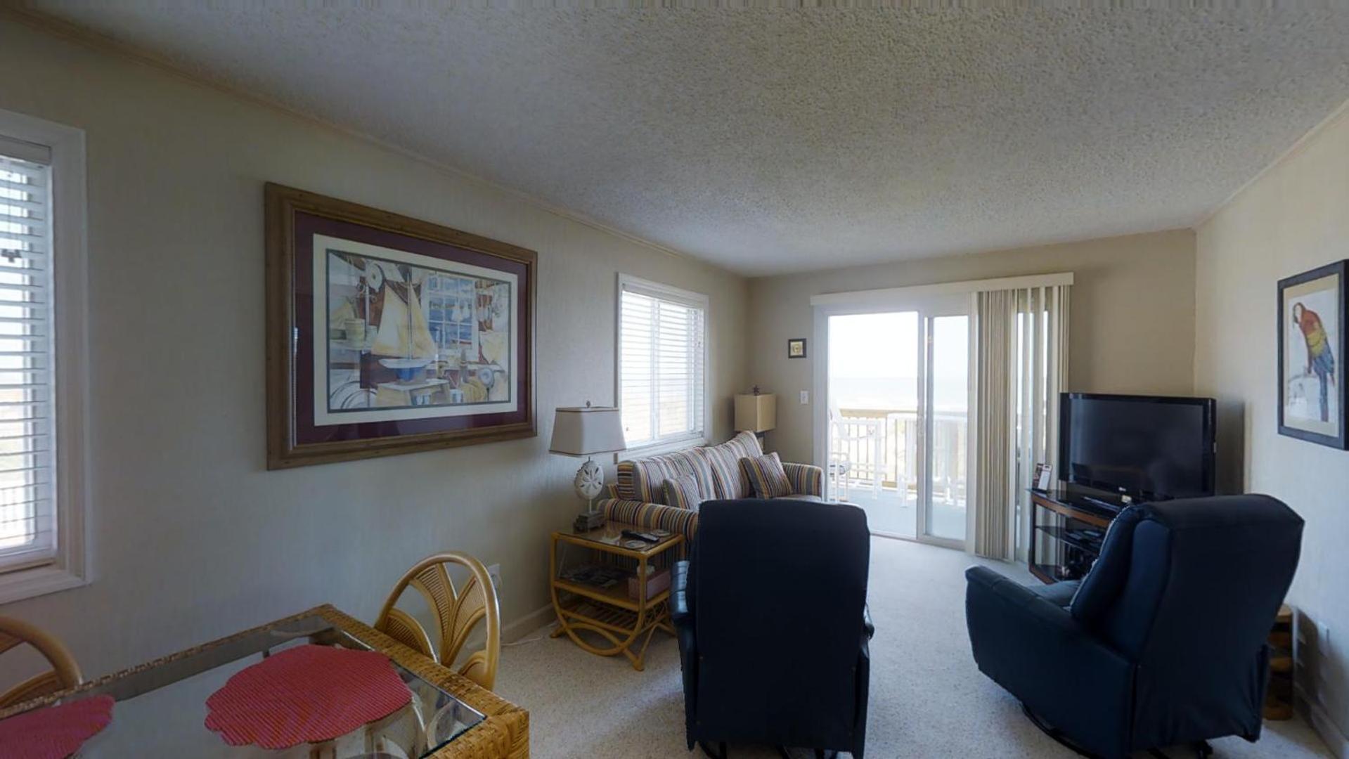 Beachmaster Unit 107 In Cherry Grove Is An Oceanfront Condo Myrtle Beach Eksteriør billede